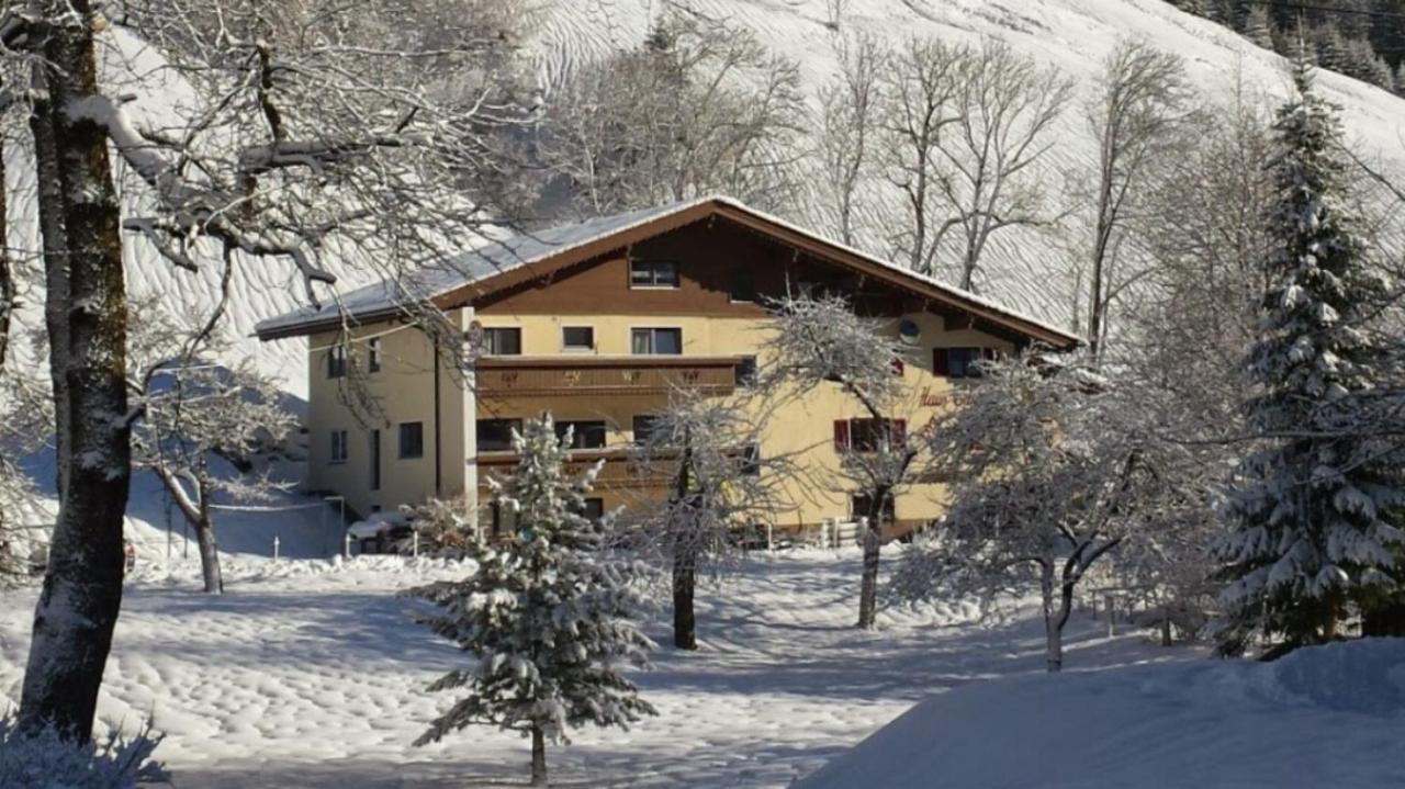 Pension & Ferienwohnungen Haus Edelweiss Holzgau Extérieur photo